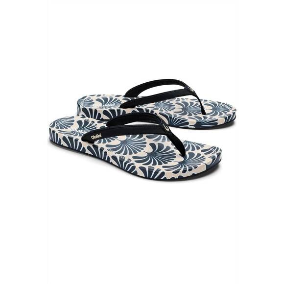 OLUKAI Shoes - NEW OLUKAI women's ‘uiki sandals in black / pa'i